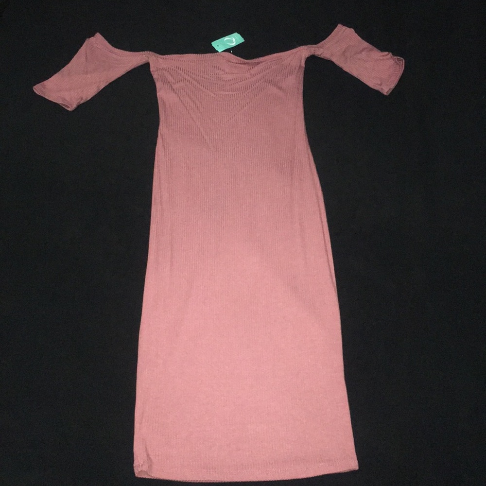 Off the shoulder ribbed dress